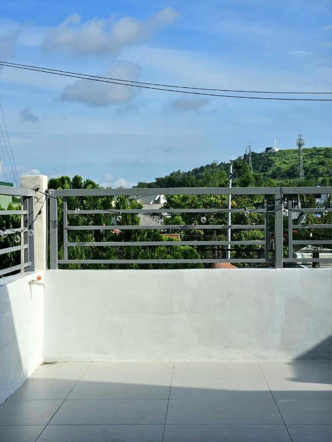 Mountain View Apartment Binangonan Luaran gambar