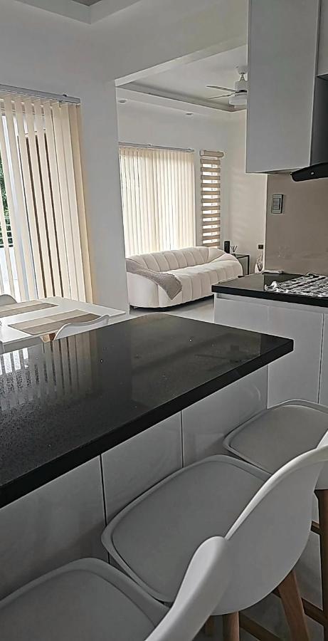 Mountain View Apartment Binangonan Luaran gambar